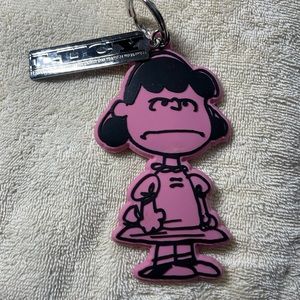 Lucy @ Peanuts charm